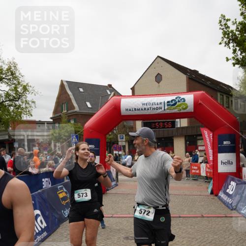 04.05.2025 - 8. Wedeler Halbmarathon Felixshl http://msf.ph/oto/7823980 04.05.2025 11:59:54 Ziel 90, 151, 566, 572, 573 meine-sportfotos.de