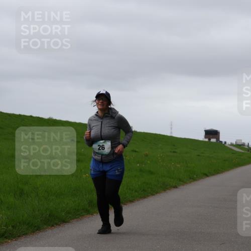 04.05.2025 - 8. Wedeler Halbmarathon Yannick Fuchs http://msf.ph/oto/7824031 04.05.2025 12:21:01 Laufen 26 meine-sportfotos.de