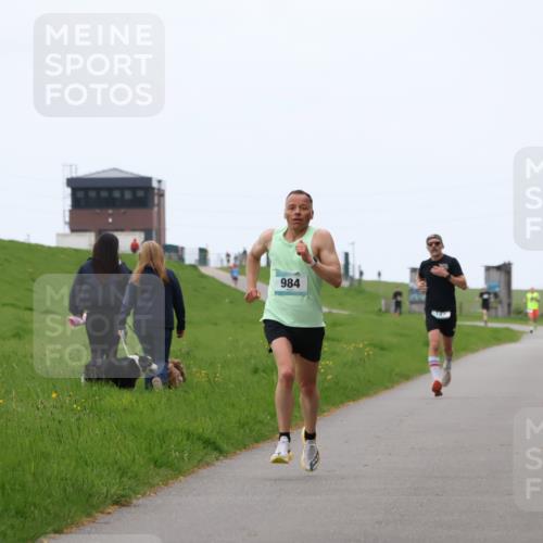 04.05.2025 - 8. Wedeler Halbmarathon Yannick Fuchs http://msf.ph/oto/7824131 04.05.2025 11:11:37 Laufen 984 meine-sportfotos.de