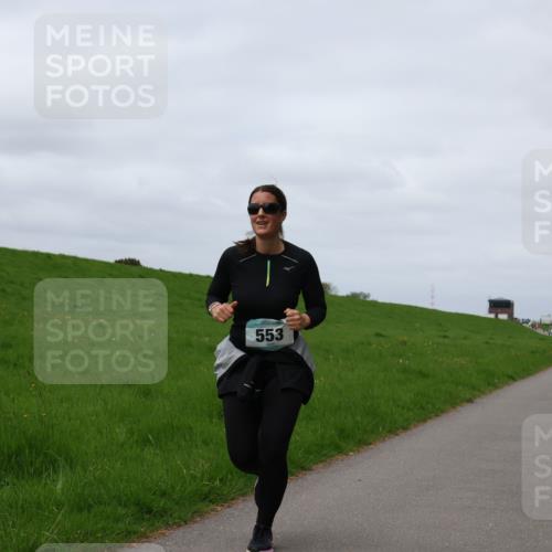 04.05.2025 - 8. Wedeler Halbmarathon Yannick Fuchs http://msf.ph/oto/7824246 04.05.2025 11:53:10 Laufen 553 meine-sportfotos.de