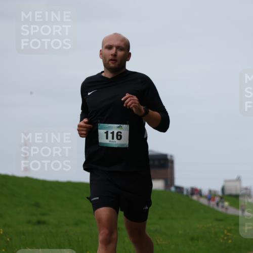 04.05.2025 - 8. Wedeler Halbmarathon Yannick Fuchs http://msf.ph/oto/7824323 04.05.2025 11:31:16 Laufen 116 meine-sportfotos.de