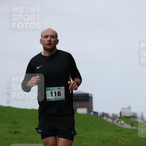 04.05.2025 - 8. Wedeler Halbmarathon Yannick Fuchs http://msf.ph/oto/7824333 04.05.2025 11:31:16 Laufen 116 meine-sportfotos.de
