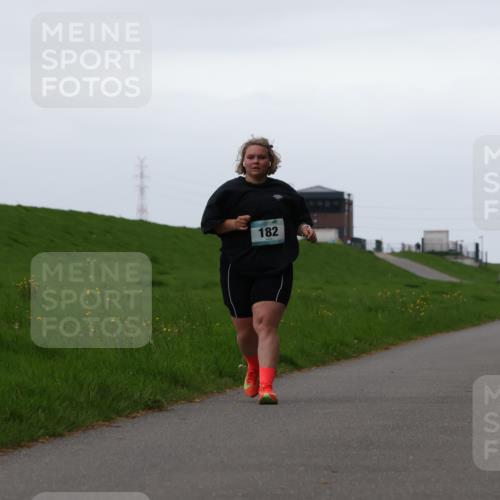 04.05.2025 - 8. Wedeler Halbmarathon Yannick Fuchs http://msf.ph/oto/7824334 04.05.2025 12:23:06 Laufen 182 meine-sportfotos.de
