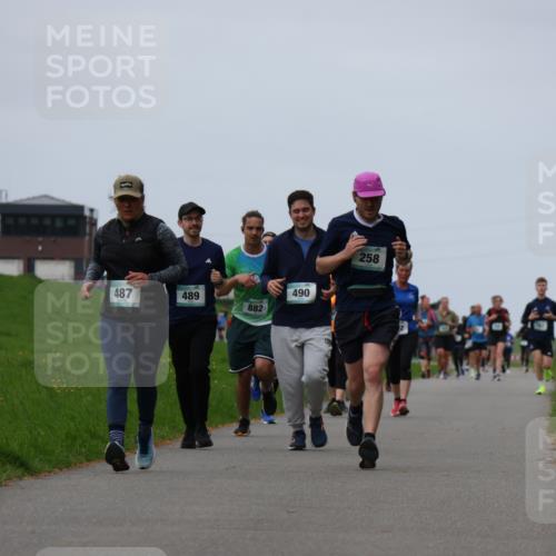 04.05.2025 - 8. Wedeler Halbmarathon Yannick Fuchs http://msf.ph/oto/7824372 04.05.2025 11:31:31 Laufen 487, 489, 882, 490, 258 meine-sportfotos.de