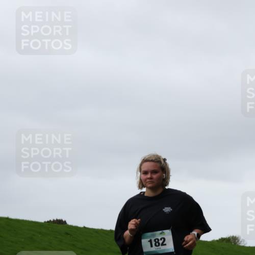 04.05.2025 - 8. Wedeler Halbmarathon Yannick Fuchs http://msf.ph/oto/7824374 04.05.2025 12:23:12 Laufen 182 meine-sportfotos.de