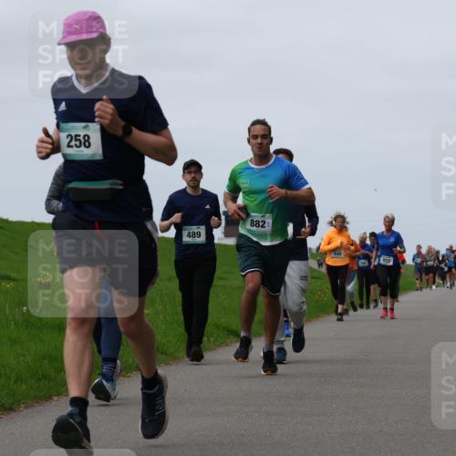 04.05.2025 - 8. Wedeler Halbmarathon Yannick Fuchs http://msf.ph/oto/7824434 04.05.2025 11:31:37 Laufen 258, 489, 882, 540, 294, 972 meine-sportfotos.de