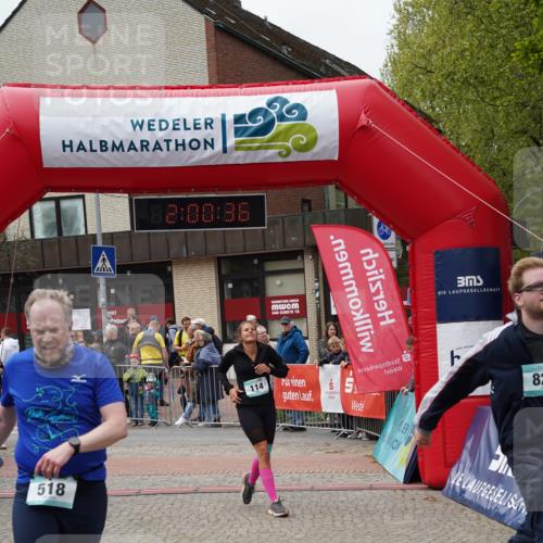 04.05.2025 - 8. Wedeler Halbmarathon Felixshl http://msf.ph/oto/7824514 04.05.2025 12:00:33 Ziel 38, 114, 518, 821 meine-sportfotos.de