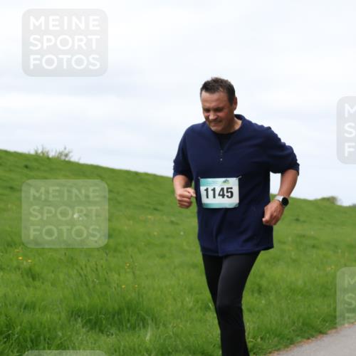 04.05.2025 - 8. Wedeler Halbmarathon Yannick Fuchs http://msf.ph/oto/7824561 04.05.2025 11:53:43 Laufen 1145 meine-sportfotos.de
