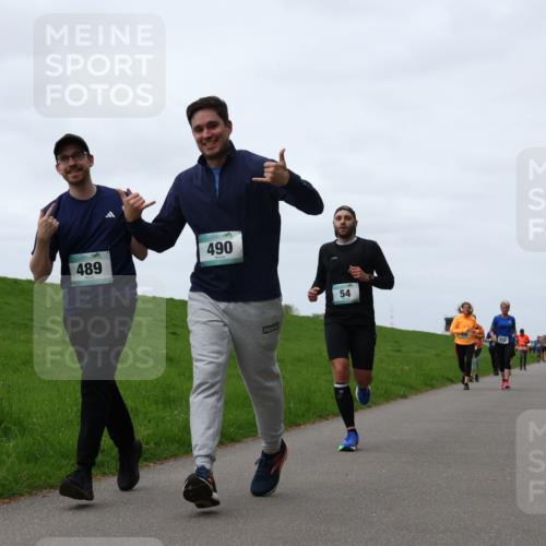 04.05.2025 - 8. Wedeler Halbmarathon Yannick Fuchs http://msf.ph/oto/7824576 04.05.2025 11:31:43 Laufen 489, 490, 54 meine-sportfotos.de