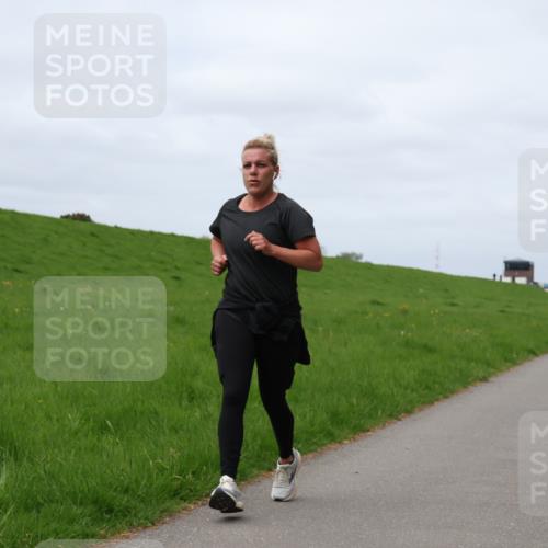 04.05.2025 - 8. Wedeler Halbmarathon Yannick Fuchs http://msf.ph/oto/7824707 04.05.2025 11:53:55 Laufen  meine-sportfotos.de