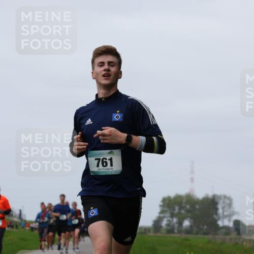 04.05.2025 - 8. Wedeler Halbmarathon Yannick Fuchs http://msf.ph/oto/7824725 04.05.2025 11:31:49 Laufen 437, 16, 761 meine-sportfotos.de
