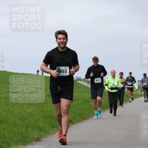 04.05.2025 - 8. Wedeler Halbmarathon Yannick Fuchs http://msf.ph/oto/7824751 04.05.2025 11:53:59 Laufen 03, 653 meine-sportfotos.de