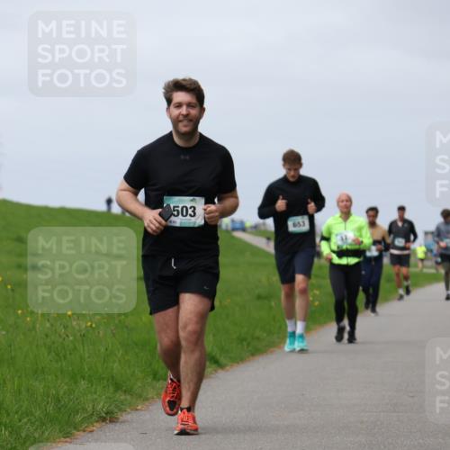 04.05.2025 - 8. Wedeler Halbmarathon Yannick Fuchs http://msf.ph/oto/7824754 04.05.2025 11:53:59 Laufen 4503, 653 meine-sportfotos.de