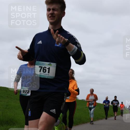 04.05.2025 - 8. Wedeler Halbmarathon Yannick Fuchs http://msf.ph/oto/7824788 04.05.2025 11:31:51 Laufen 972, 13, 761, 830 meine-sportfotos.de
