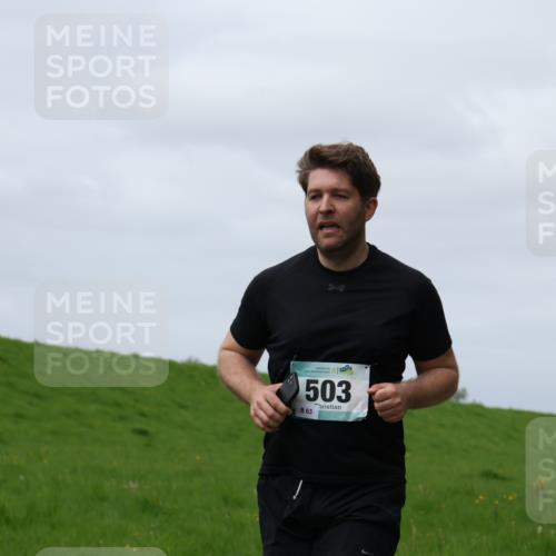 04.05.2025 - 8. Wedeler Halbmarathon Yannick Fuchs http://msf.ph/oto/7824839 04.05.2025 11:54:03 Laufen 2, 503, 63 meine-sportfotos.de