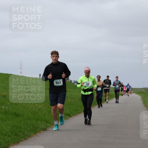 04.05.2025 - 8. Wedeler Halbmarathon Yannick Fuchs http://msf.ph/oto/7824860 04.05.2025 11:54:04 Laufen 4, 653 meine-sportfotos.de