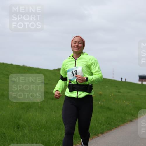 04.05.2025 - 8. Wedeler Halbmarathon Yannick Fuchs http://msf.ph/oto/7824998 04.05.2025 11:54:10 Laufen 17 meine-sportfotos.de