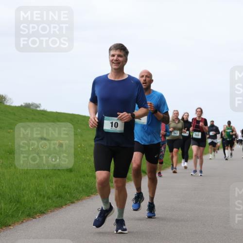 04.05.2025 - 8. Wedeler Halbmarathon Yannick Fuchs http://msf.ph/oto/7825000 04.05.2025 11:32:04 Laufen 10, 347, 243 meine-sportfotos.de