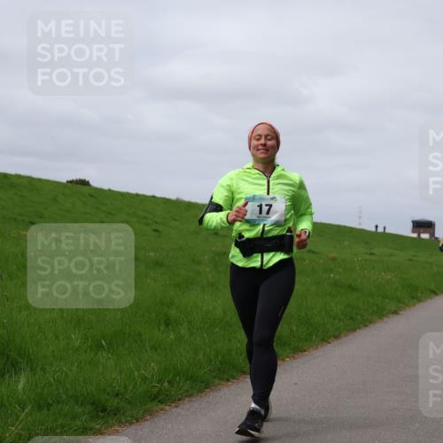 04.05.2025 - 8. Wedeler Halbmarathon Yannick Fuchs http://msf.ph/oto/7825010 04.05.2025 11:54:10 Laufen 17 meine-sportfotos.de