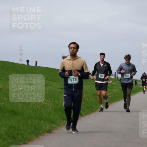 04.05.2025 - 8. Wedeler Halbmarathon Yannick Fuchs http://msf.ph/oto/7825031 04.05.2025 11:54:13 Laufen 173 meine-sportfotos.de