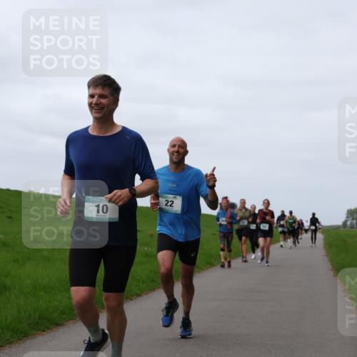 04.05.2025 - 8. Wedeler Halbmarathon Yannick Fuchs http://msf.ph/oto/7825051 04.05.2025 11:32:06 Laufen 10, 22 meine-sportfotos.de