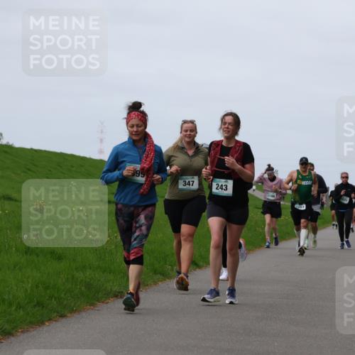 04.05.2025 - 8. Wedeler Halbmarathon Yannick Fuchs http://msf.ph/oto/7825110 04.05.2025 11:32:08 Laufen 99, 347, 243, 1186, 003, 175 meine-sportfotos.de
