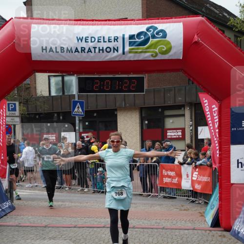 04.05.2025 - 8. Wedeler Halbmarathon Felixshl http://msf.ph/oto/7825163 04.05.2025 12:01:20 Ziel 596, 768, 1148 meine-sportfotos.de