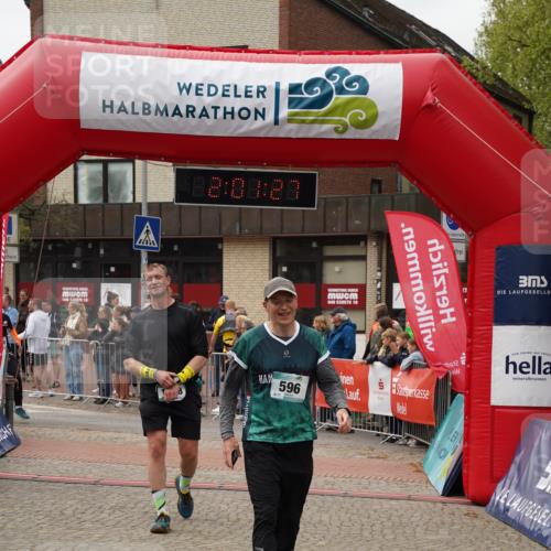 04.05.2025 - 8. Wedeler Halbmarathon Felixshl http://msf.ph/oto/7825272 04.05.2025 12:01:25 Ziel 596, 768, 1110, 1148 meine-sportfotos.de