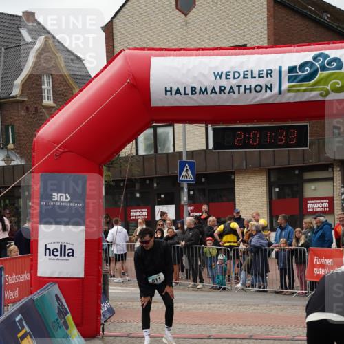 04.05.2025 - 8. Wedeler Halbmarathon Felixshl http://msf.ph/oto/7825350 04.05.2025 12:01:31 Ziel 611, 1110 meine-sportfotos.de