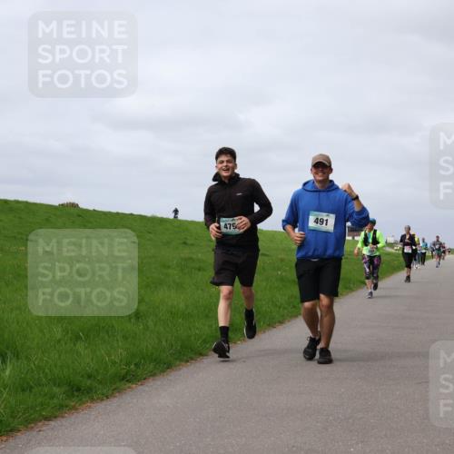 04.05.2025 - 8. Wedeler Halbmarathon Yannick Fuchs http://msf.ph/oto/7825395 04.05.2025 11:54:42 Laufen 479, 491 meine-sportfotos.de