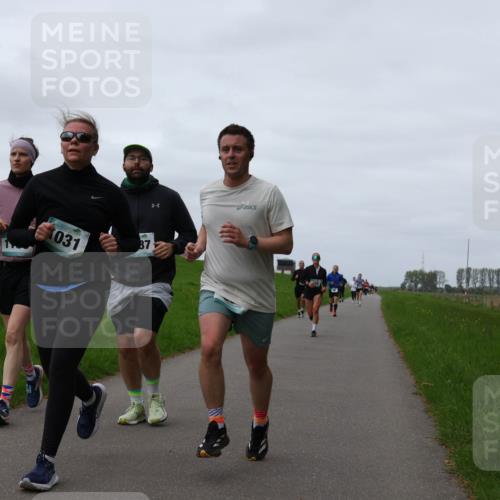 04.05.2025 - 8. Wedeler Halbmarathon Yannick Fuchs http://msf.ph/oto/7825452 04.05.2025 11:32:23 Laufen 1031, 87 meine-sportfotos.de