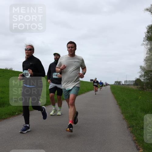 04.05.2025 - 8. Wedeler Halbmarathon Yannick Fuchs http://msf.ph/oto/7825472 04.05.2025 11:32:24 Laufen 1031, 1187 meine-sportfotos.de