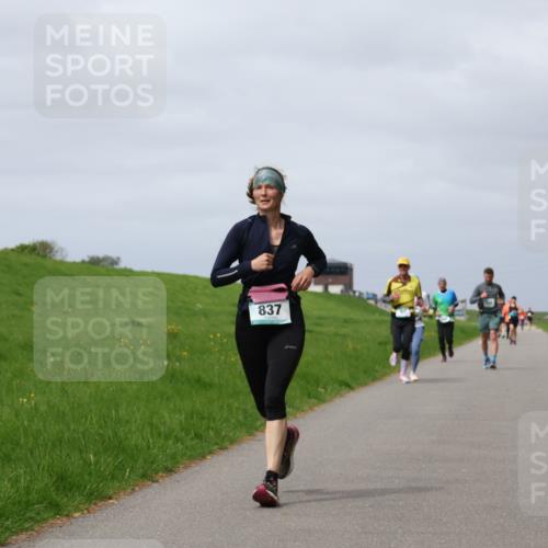 04.05.2025 - 8. Wedeler Halbmarathon Yannick Fuchs http://msf.ph/oto/7825574 04.05.2025 11:54:50 Laufen 34, 837 meine-sportfotos.de