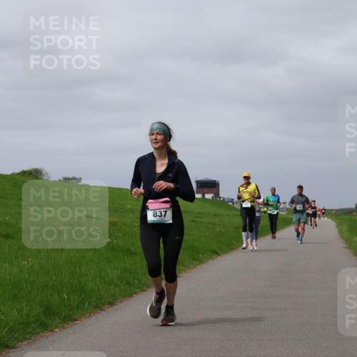 04.05.2025 - 8. Wedeler Halbmarathon Yannick Fuchs http://msf.ph/oto/7825582 04.05.2025 11:54:50 Laufen 837 meine-sportfotos.de