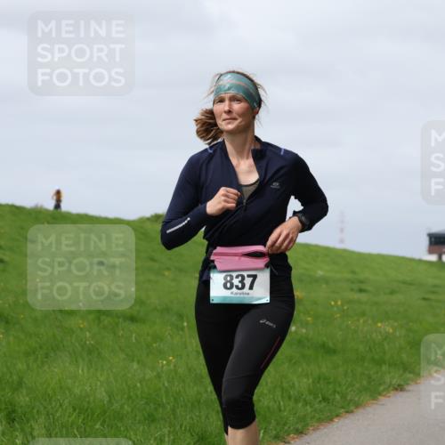04.05.2025 - 8. Wedeler Halbmarathon Yannick Fuchs http://msf.ph/oto/7825601 04.05.2025 11:54:51 Laufen 837 meine-sportfotos.de
