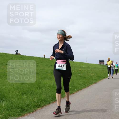 04.05.2025 - 8. Wedeler Halbmarathon Yannick Fuchs http://msf.ph/oto/7825617 04.05.2025 11:54:52 Laufen 837 meine-sportfotos.de