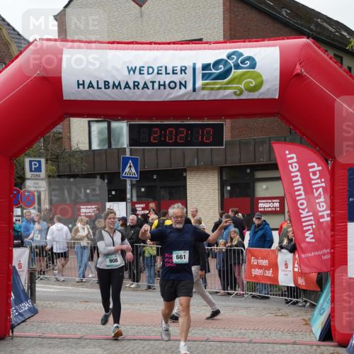 04.05.2025 - 8. Wedeler Halbmarathon Felixshl http://msf.ph/oto/7825624 04.05.2025 12:02:08 Ziel 661 meine-sportfotos.de