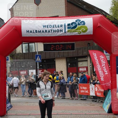 04.05.2025 - 8. Wedeler Halbmarathon Felixshl http://msf.ph/oto/7825708 04.05.2025 12:02:11 Ziel 661 meine-sportfotos.de