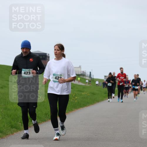 04.05.2025 - 8. Wedeler Halbmarathon Yannick Fuchs http://msf.ph/oto/7825754 04.05.2025 11:32:41 Laufen 423, 422 meine-sportfotos.de