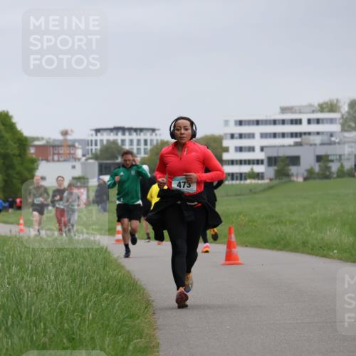 04.05.2025 - 8. Wedeler Halbmarathon Yannick Fuchs http://msf.ph/oto/7825759 04.05.2025 11:13:02 Laufen 473 meine-sportfotos.de