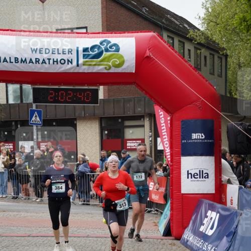 04.05.2025 - 8. Wedeler Halbmarathon Felixshl http://msf.ph/oto/7825778 04.05.2025 12:02:38 Ziel 172, 313, 384 meine-sportfotos.de