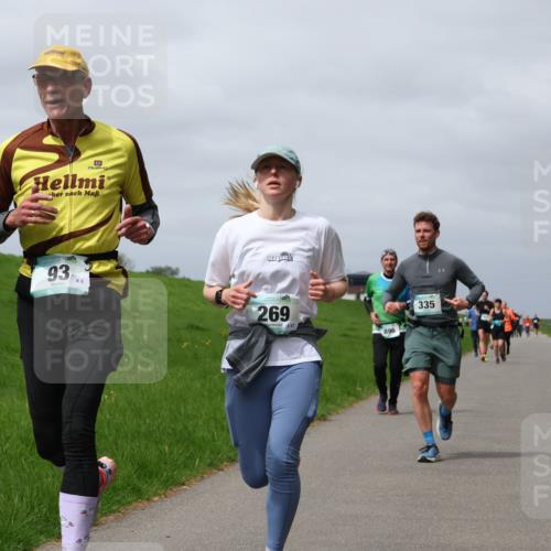 04.05.2025 - 8. Wedeler Halbmarathon Yannick Fuchs http://msf.ph/oto/7825811 04.05.2025 11:54:59 Laufen 93, 269, 41, 896, 335 meine-sportfotos.de
