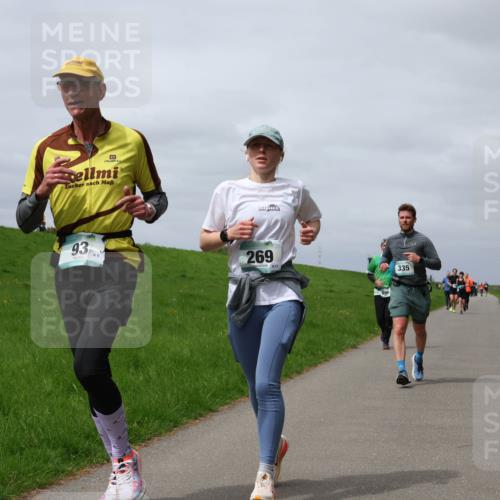 04.05.2025 - 8. Wedeler Halbmarathon Yannick Fuchs http://msf.ph/oto/7825837 04.05.2025 11:55:00 Laufen 93, 269, 41, 335 meine-sportfotos.de