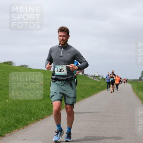 04.05.2025 - 8. Wedeler Halbmarathon Yannick Fuchs http://msf.ph/oto/7825858 04.05.2025 11:55:01 Laufen 335 meine-sportfotos.de