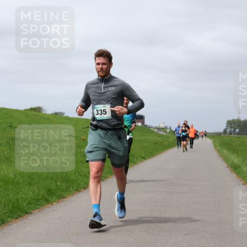 04.05.2025 - 8. Wedeler Halbmarathon Yannick Fuchs http://msf.ph/oto/7825866 04.05.2025 11:55:01 Laufen 335 meine-sportfotos.de