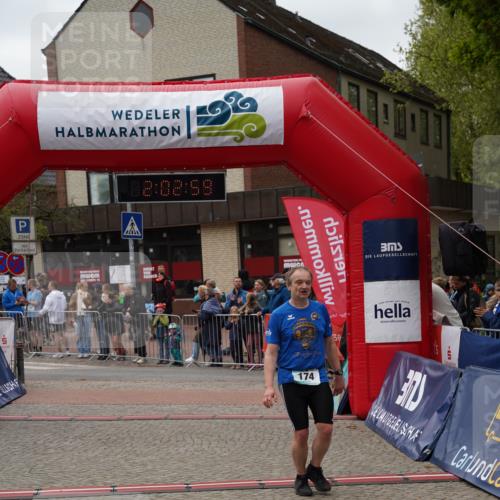 04.05.2025 - 8. Wedeler Halbmarathon Felixshl http://msf.ph/oto/7825941 04.05.2025 12:02:57 Ziel 174 meine-sportfotos.de