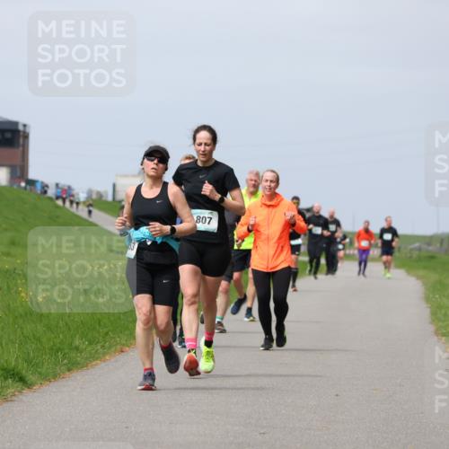 04.05.2025 - 8. Wedeler Halbmarathon Yannick Fuchs http://msf.ph/oto/7825957 04.05.2025 11:55:05 Laufen 807 meine-sportfotos.de