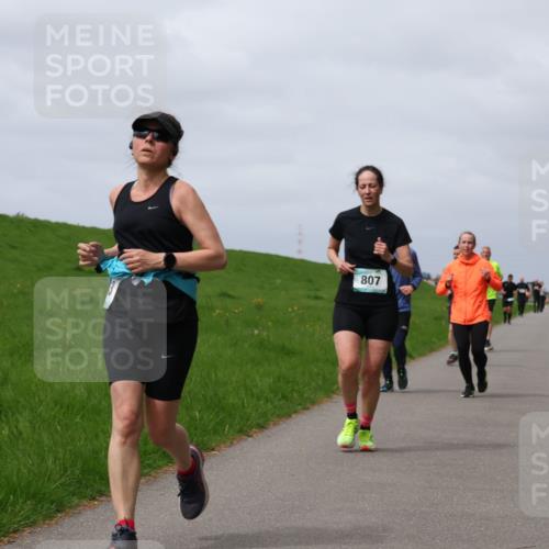 04.05.2025 - 8. Wedeler Halbmarathon Yannick Fuchs http://msf.ph/oto/7825979 04.05.2025 11:55:12 Laufen 807 meine-sportfotos.de