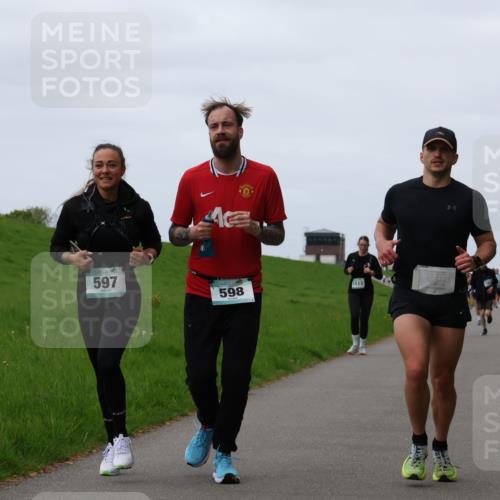 04.05.2025 - 8. Wedeler Halbmarathon Yannick Fuchs http://msf.ph/oto/7826005 04.05.2025 11:33:04 Laufen 597, 598, 1113 meine-sportfotos.de