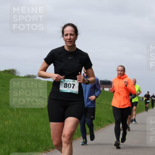 04.05.2025 - 8. Wedeler Halbmarathon Yannick Fuchs http://msf.ph/oto/7826012 04.05.2025 11:55:14 Laufen 807 meine-sportfotos.de